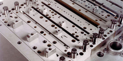 400;200;f9f0a2f9301cdc8de20bdc54ae27c16143f41ad8